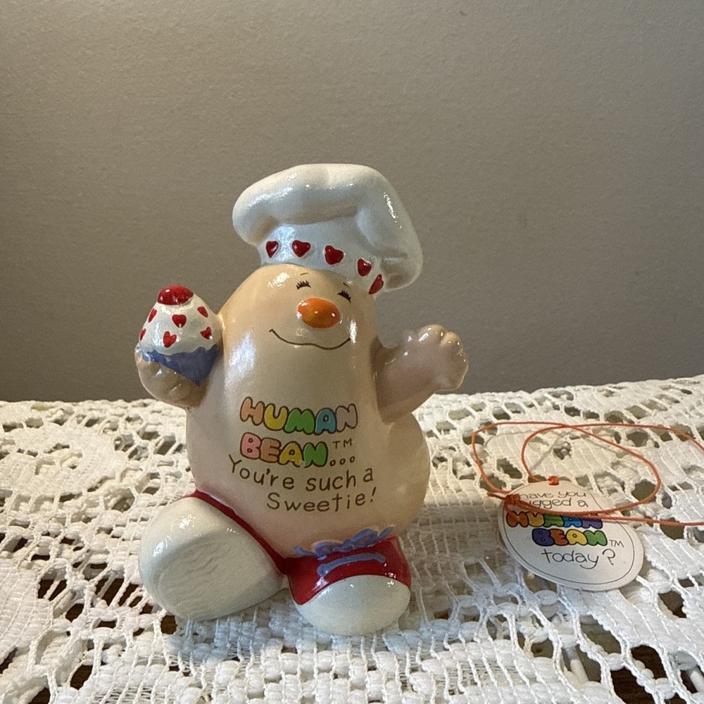 Vintage 1981 Enesco Human Bean Chef Holding A Cupcake